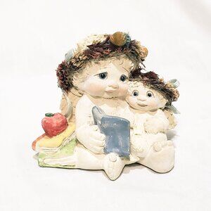 Dreamsicles Read Me a Story Angel Cherub Figurine 1994 3" DC123